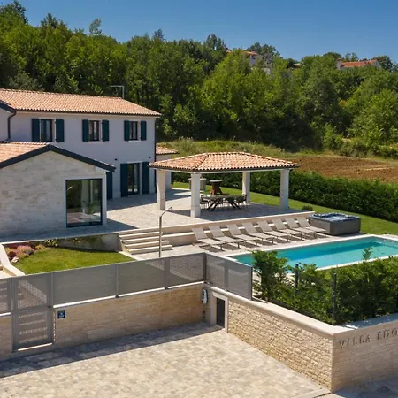 Luxury Edoardo With Pool In Visinada Villa *