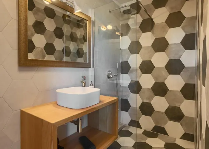 Luxury Edoardo With Pool In Visinada Villa *