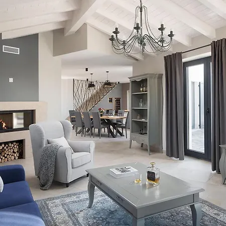 Luxury Edoardo With Pool In Visinada Вилла *