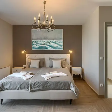 Willa Luxury Edoardo With Pool In Visinada