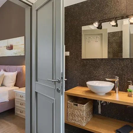 Luxury Edoardo With Pool In Visinada Willa