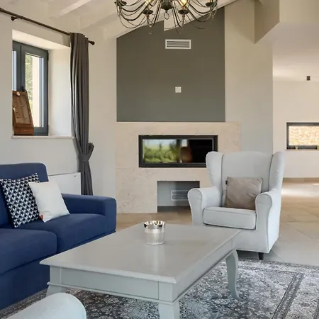 Luxury Edoardo With Pool In Visinada Willa