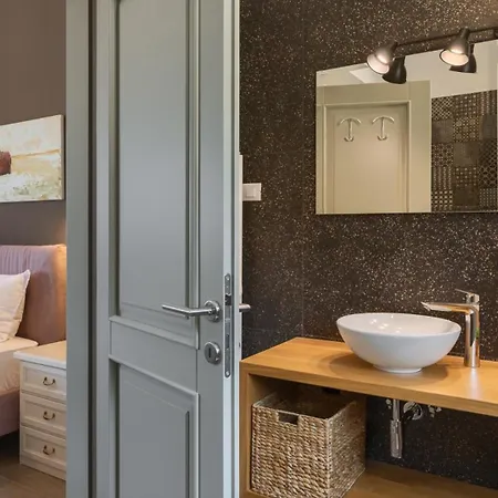 Luxury Edoardo With Pool In Visinada Vranje Selo