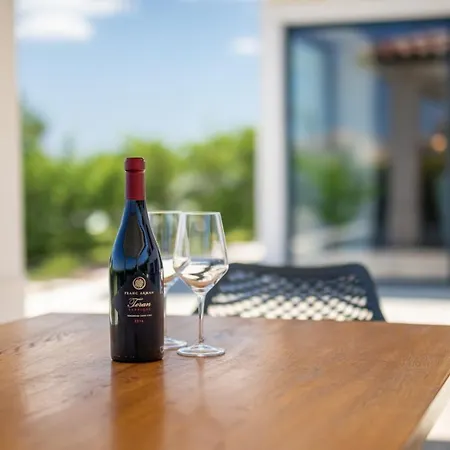 Willa Luxury Edoardo With Pool In Visinada Vranje Selo