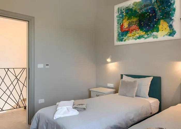 Luxury Edoardo With Pool In Visinada