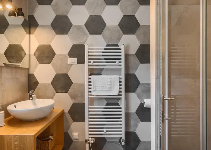 Luxury Edoardo With Pool In Visinada * 비지나다